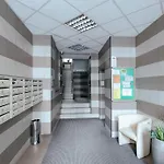 Pulawska 11 -prywatny 4 Osobowy W Centrum Warszawy - Better Apartment