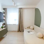 Apartment Pulawska 11 -prywatny 4 Osobowy W Centrum Warszawy - Better