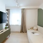 Pulawska 11 -prywatny 4 Osobowy W Centrum Warszawy - Better Apartment Warsaw