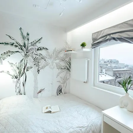 Pulawska 11 -prywatny 4 Osobowy W Centrum Warszawy - Better * ורשה