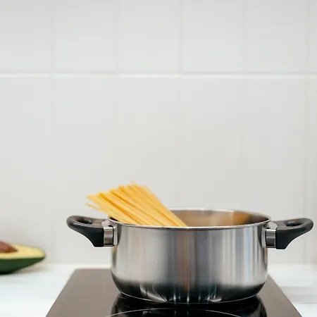 Pulawska 11 -prywatny 4 Osobowy W Centrum Warszawy - Better