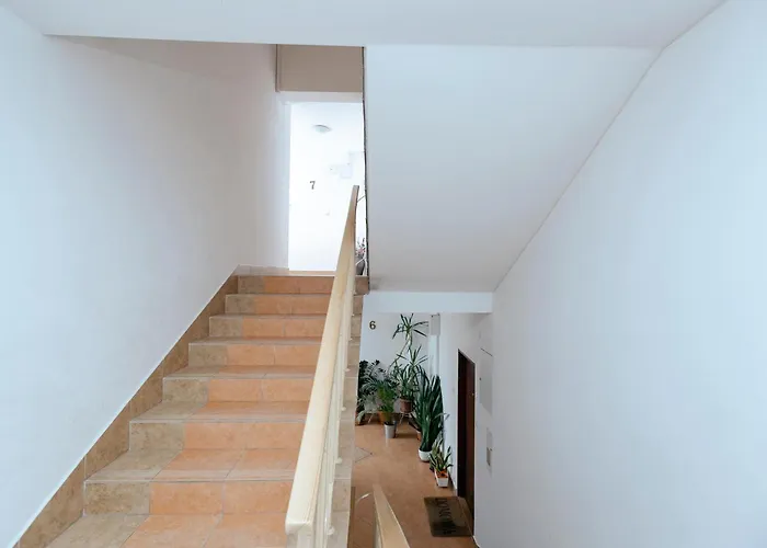 Apartment Pulawska 11 -prywatny 4 Osobowy W Centrum Warszawy - Better