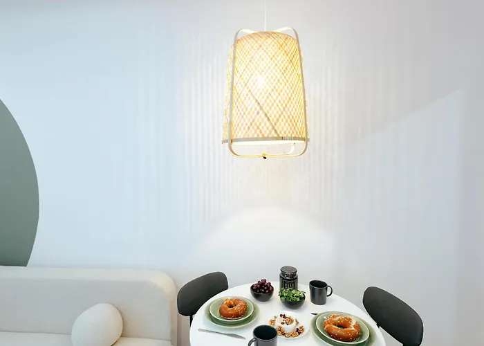 Pulawska 11 -prywatny 4 Osobowy W Centrum Warszawy - Better