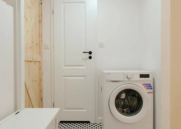 Pulawska 11 -prywatny 4 Osobowy W Centrum Warszawy - Better *