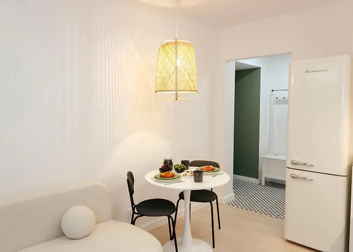 Pulawska 11 -prywatny 4 Osobowy W Centrum Warszawy - Better Apartment *