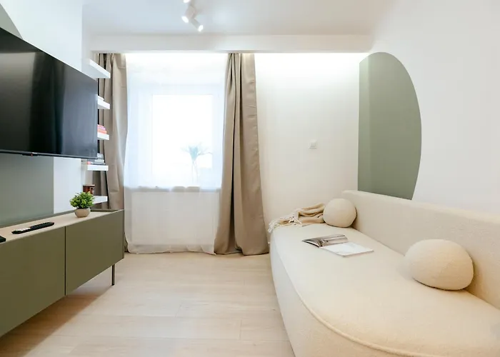 Apartment Pulawska 11 -prywatny 4 Osobowy W Centrum Warszawy - Better *