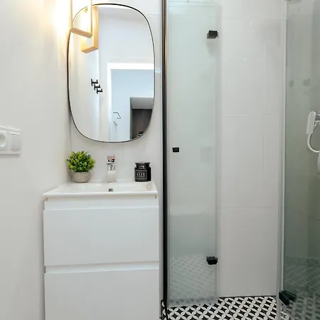 Pulawska 11 -prywatny 4 Osobowy W Centrum Warszawy - Better