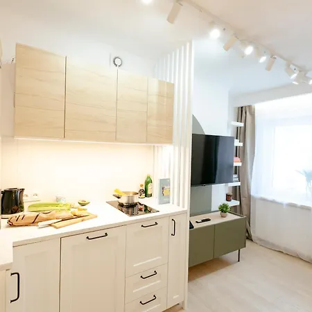 Pulawska 11 -prywatny 4 Osobowy W Centrum Warszawy - Better * Varsovie