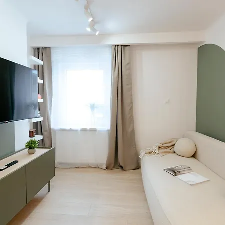 Pulawska 11 -prywatny 4 Osobowy W Centrum Warszawy - Better Appartement Varsovie